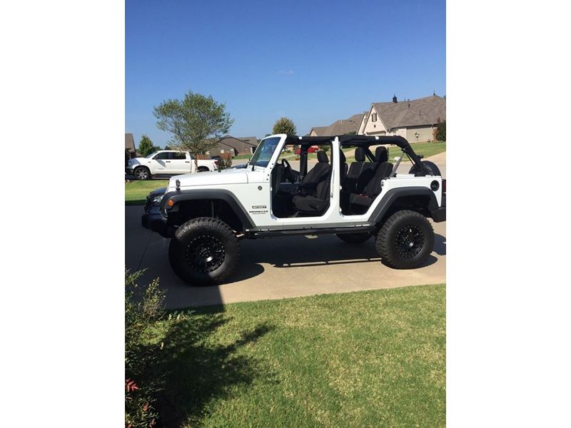 2015 Jeep Wrangler Unlimited for sale by owner in Broken Arrow