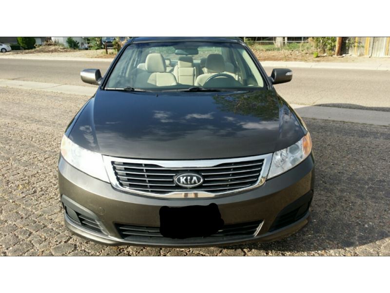 2010 Kia Optima for sale by owner in Pueblo