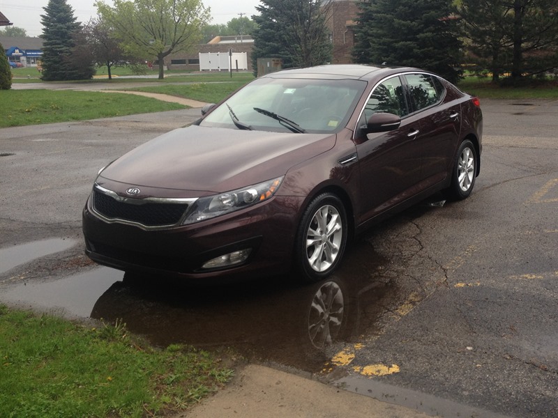 2012 Kia Optima for sale by owner in FENTON