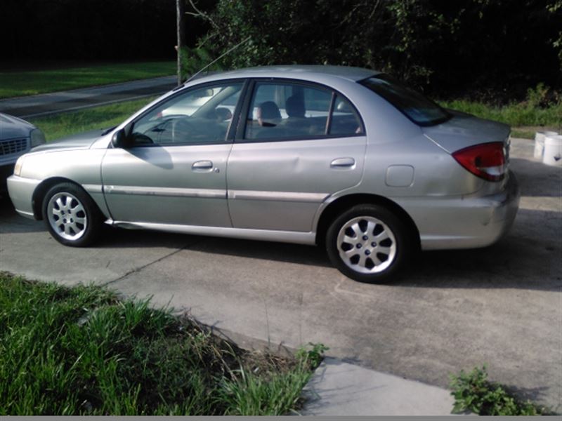 2004 Kia RIO for sale by owner in DUNNELLON
