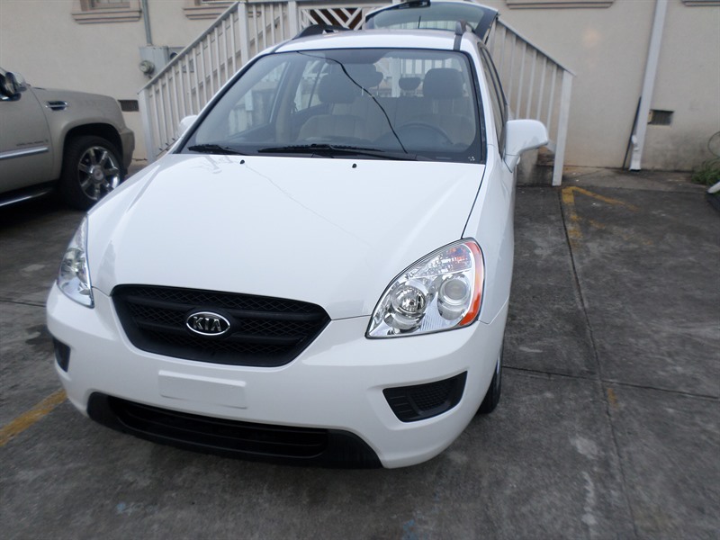 2009 Kia Rondo for sale by owner in LAWRENCEVILLE