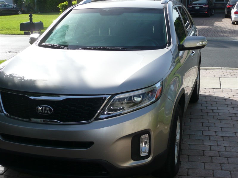 2014 Kia Sorento for sale by owner in FORT MYERS