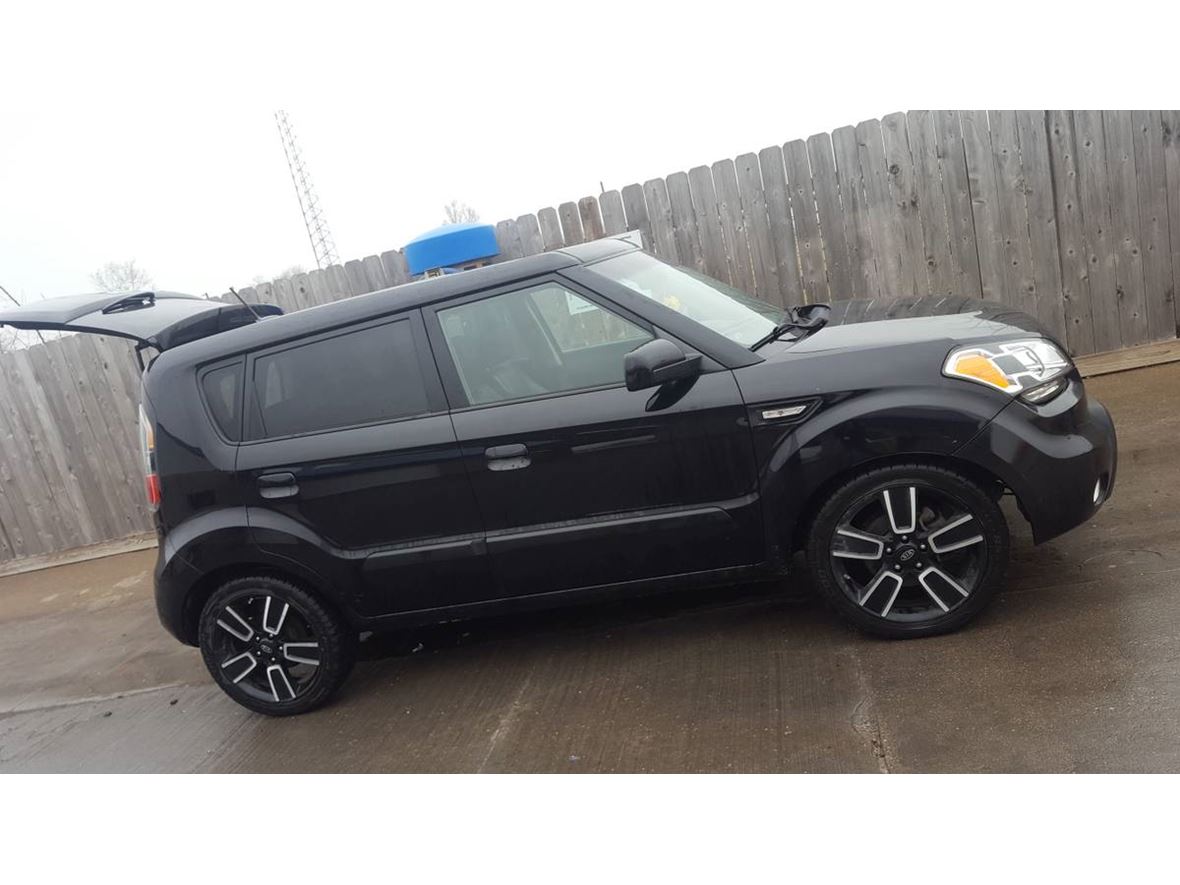 2010 Kia Soul for sale by owner in Muscatine
