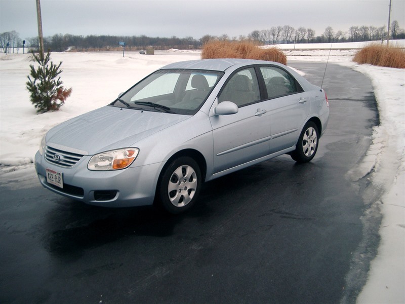 2007 Kia spectra for sale by owner in BEAVER DAM