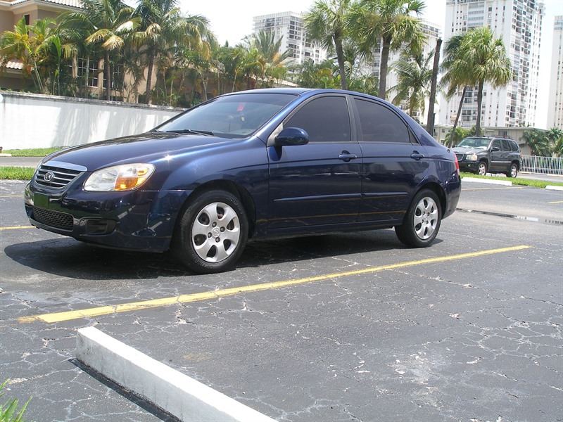 2008 Kia Spectra for sale by owner in HALLANDALE