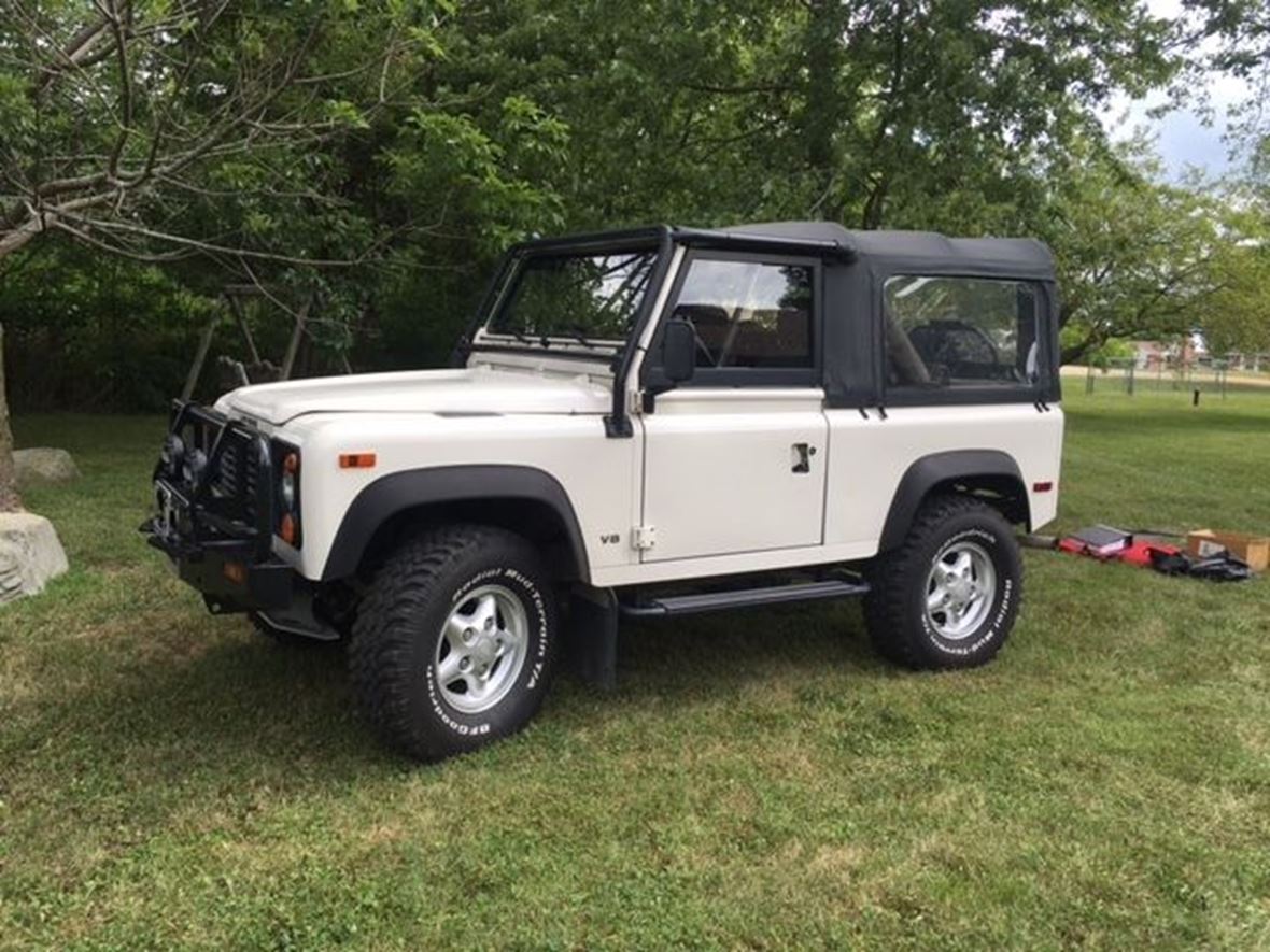 1997 Land Rover Defender for sale by owner in Cromwell
