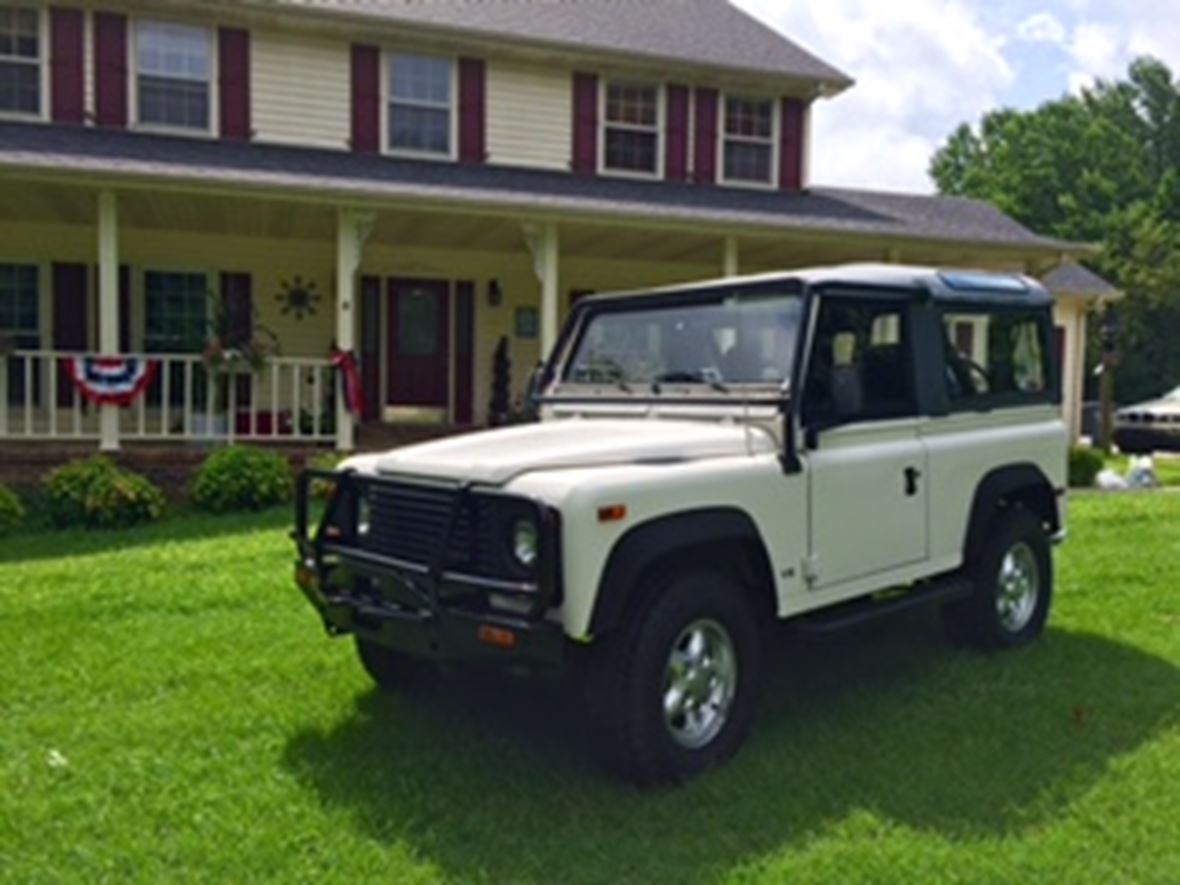 1997 Land Rover Defender 90 for sale by owner in Clarksville