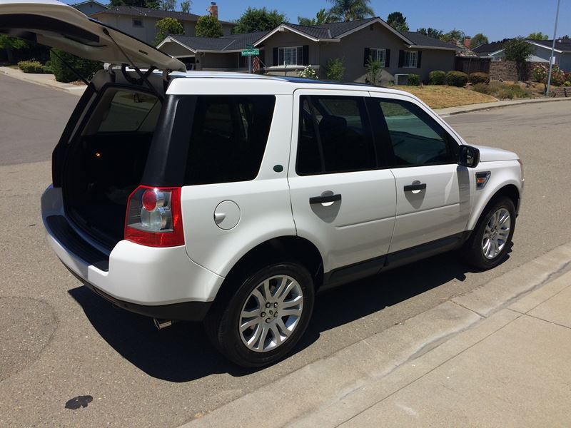 2008 Land Rover LR2 for sale by owner in Pleasanton