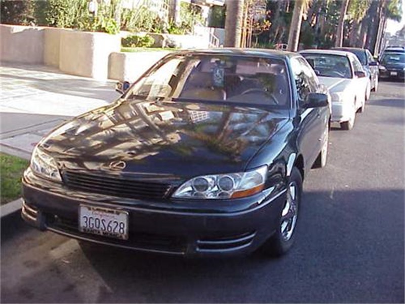 1994 Lexus ES 300 for sale by owner in LOS ANGELES