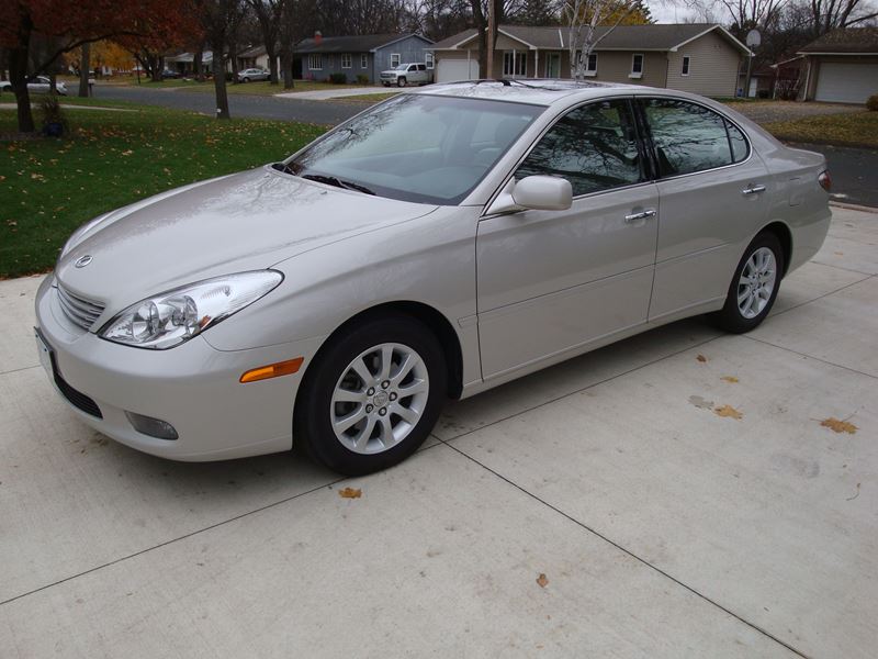 2004 Lexus ES 330 for sale by owner in HUTCHINSON