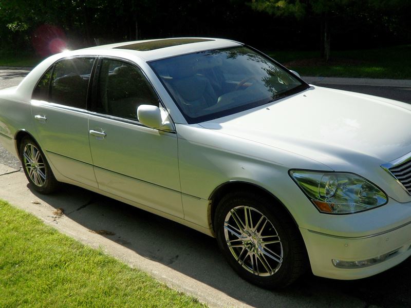2004 Lexus LS 430 for Sale by Owner in Milwaukee, WI 53224