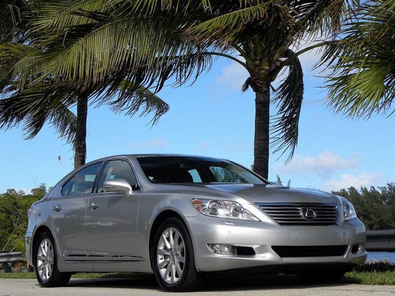 2011 Lexus LS460 for sale by owner in Los Angeles