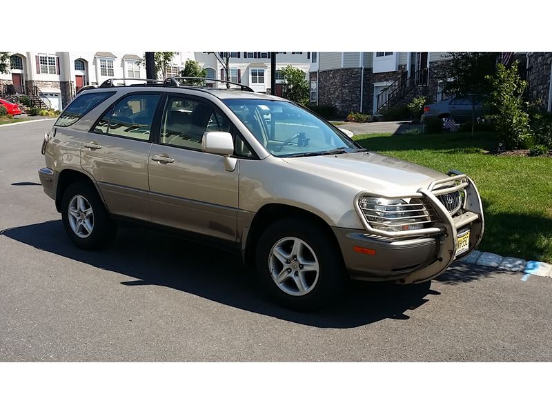 1999 Lexus RX 300 for sale by owner in Old Bridge