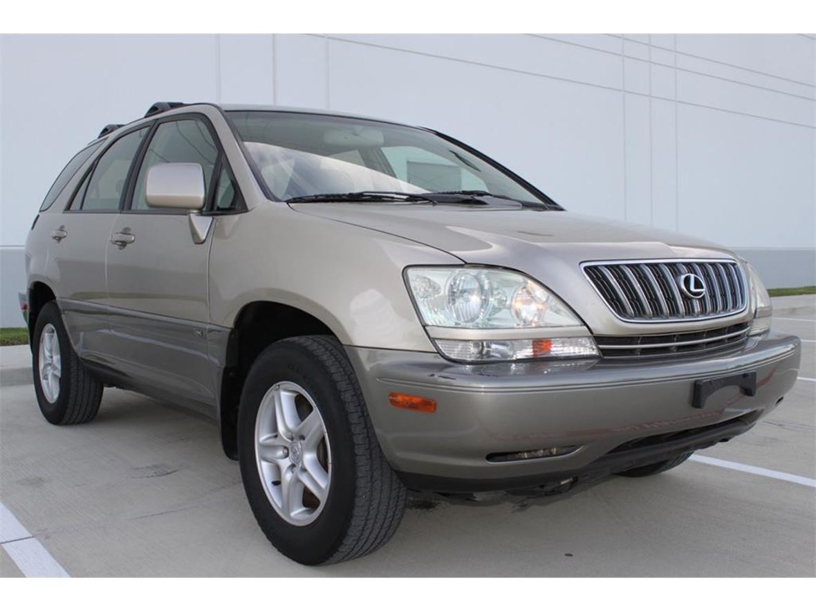 1999 Lexus RX 300 for sale by owner in Alexandria