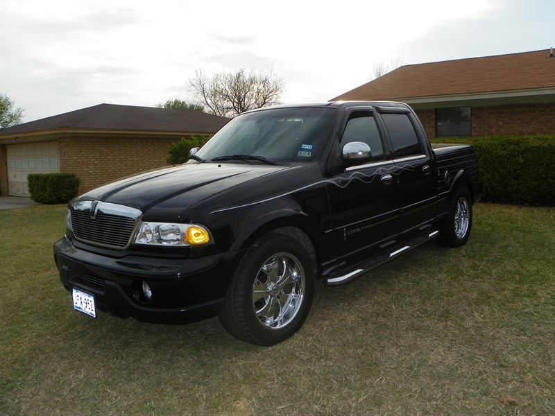 2002 Lincoln Blackwood for sale by owner in KILLEEN