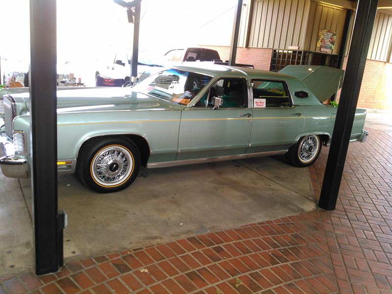 1978 Lincoln Continental for sale by owner in WICHITA FALLS
