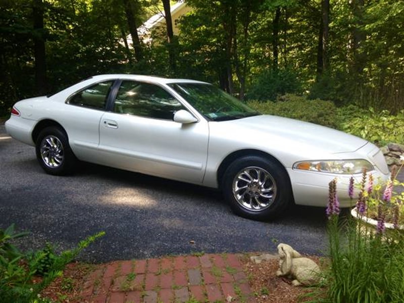 1997 Lincoln Mark for sale by owner in BOYLSTON