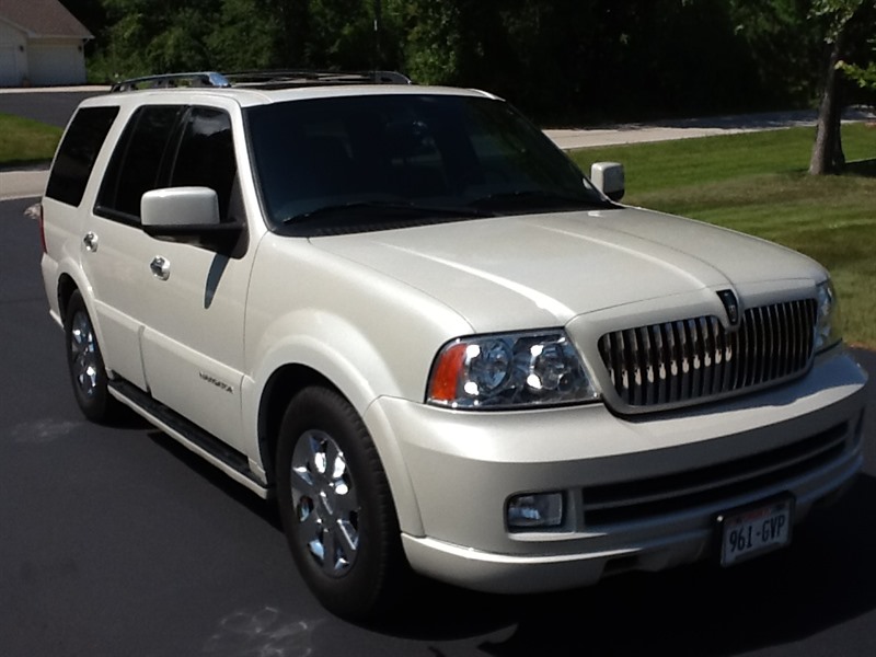 2006 Lincoln Navigator for sale by owner in SUAMICO