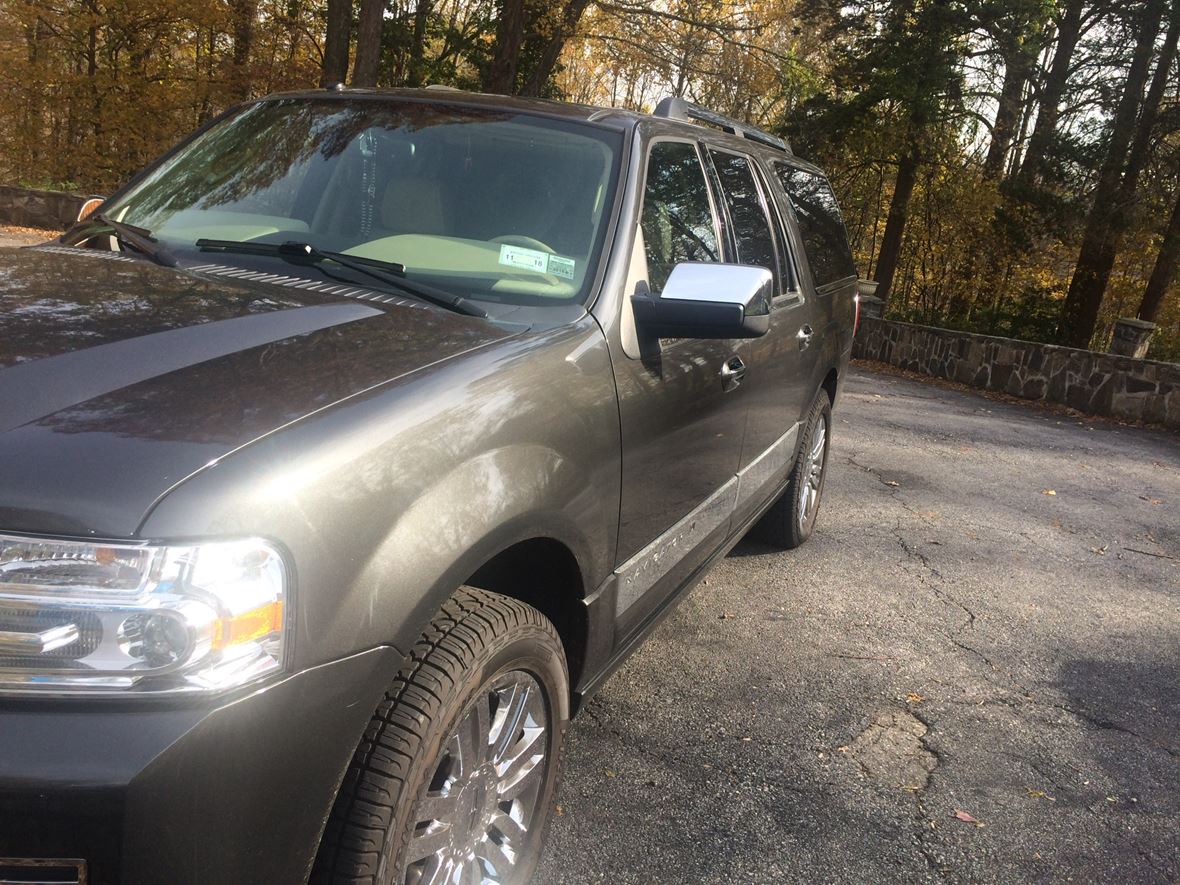 2007 Lincoln Navigator L for sale by owner in Mahopac