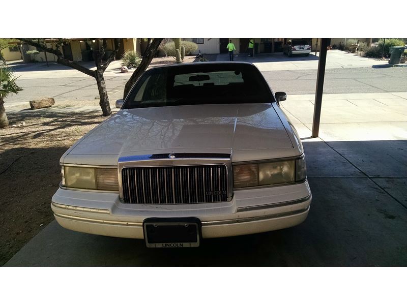 1994 Lincoln Town Car for sale by owner in TUCSON