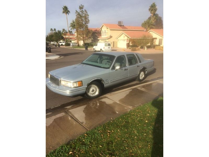1994 Lincoln Town Car for sale by owner in Chandler