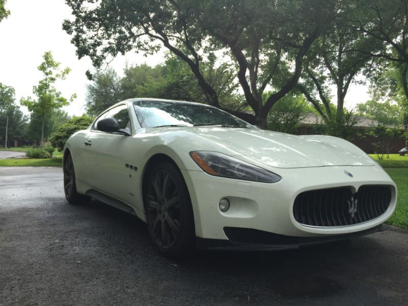 2010 Maserati Gran Turismo for sale by owner in ROBSTOWN
