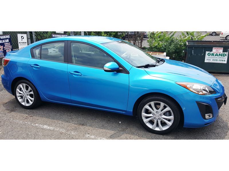 2010 Mazda Mazda3 Limited for sale by owner in Middlesex