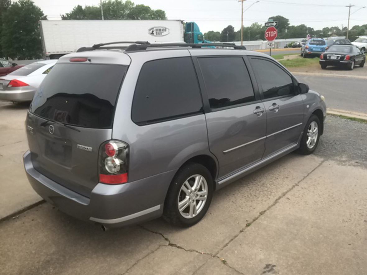 2004 Mazda MPV for sale by owner in Conway