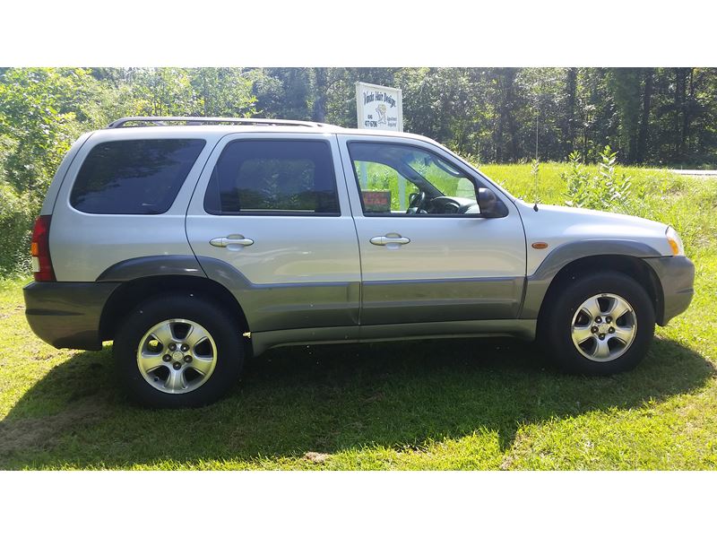 2002 Mazda Tribute for sale by owner in RAVENNA