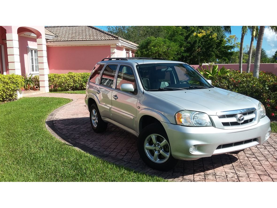 2005 Mazda Tribute for sale by owner in Miami