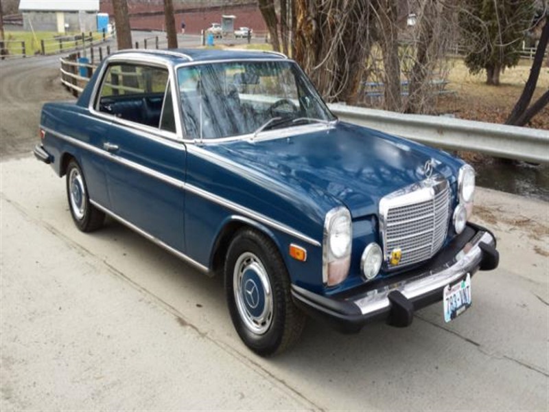 1974 Mercedes-Benz 200-series for sale by owner in BURBANK
