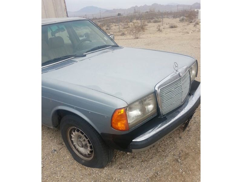1981 Mercedes-Benz 240D for sale by owner in Lucerne Valley