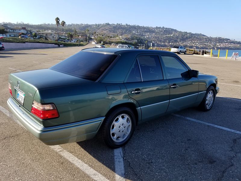 1995 Mercedes-Benz 300 for sale by owner in Redondo Beach