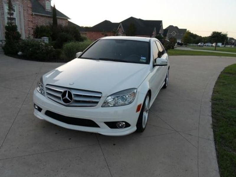 2010 Mercedes-Benz 300 for sale by owner in Dearborn