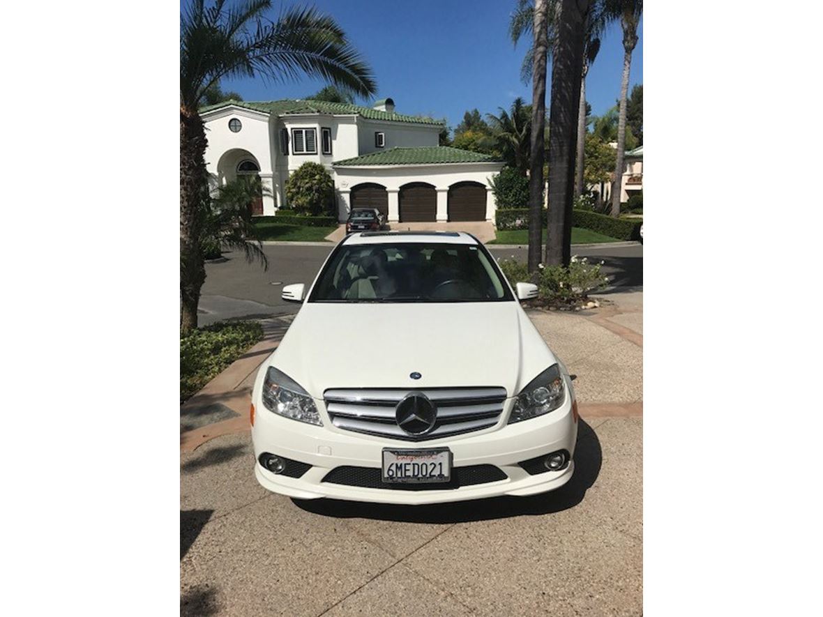 2010 Mercedes-Benz 300 for sale by owner in San Juan Capistrano