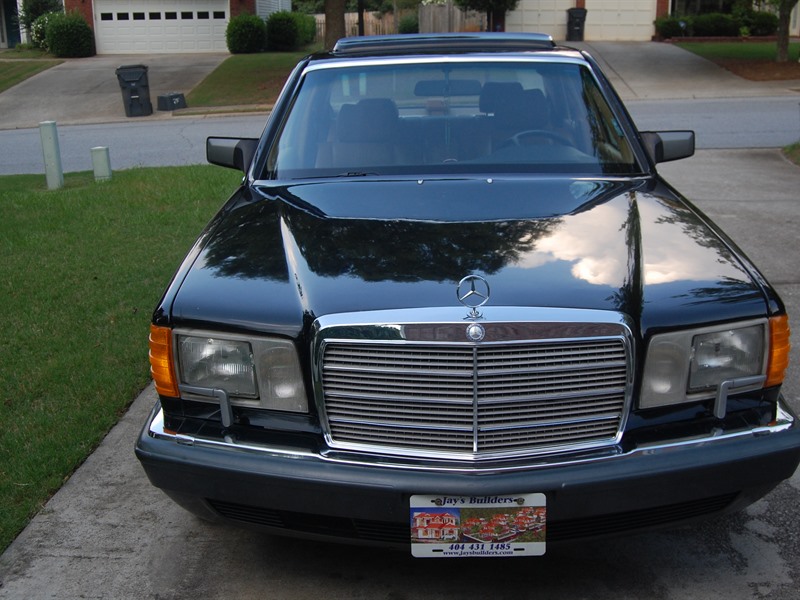 1991 Mercedes-Benz 300 SE for sale by owner in LAWRENCEVILLE