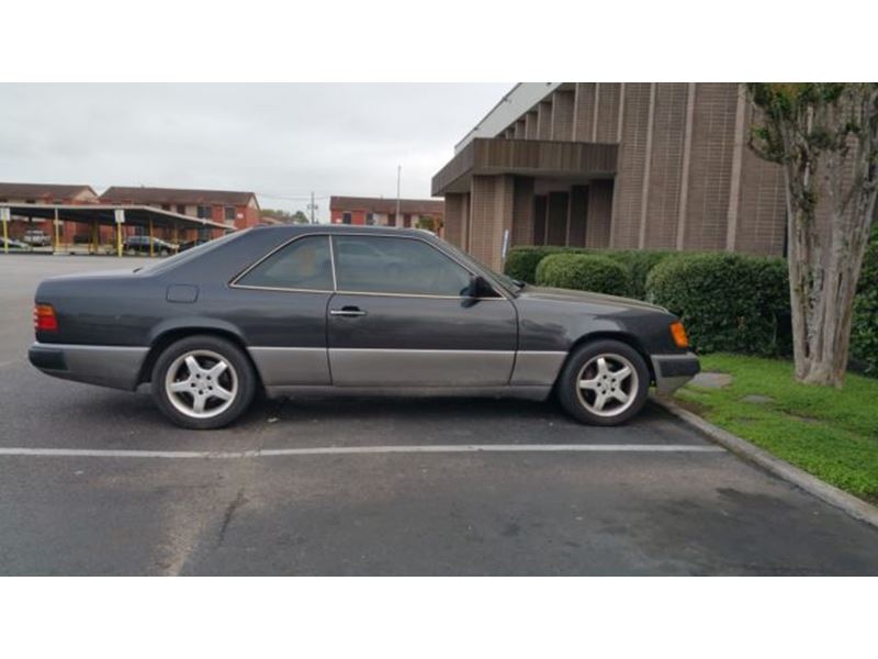 1992 Mercedes-Benz 300CE for sale by owner in Tampa