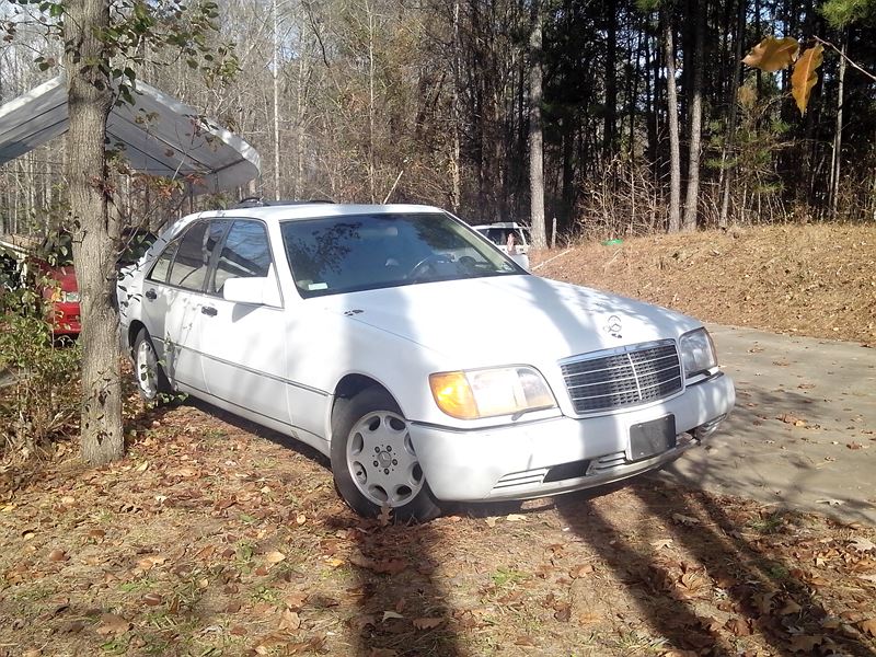 1993 Mercedes-Benz 400-Class for sale by owner in Porterdale