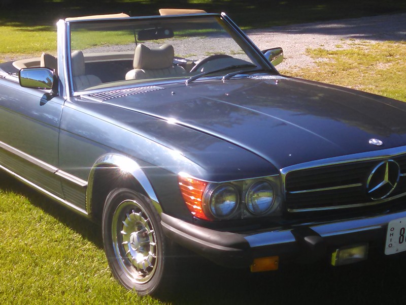 1977 Mercedes-Benz 450SL for sale by owner in NORTH OLMSTED