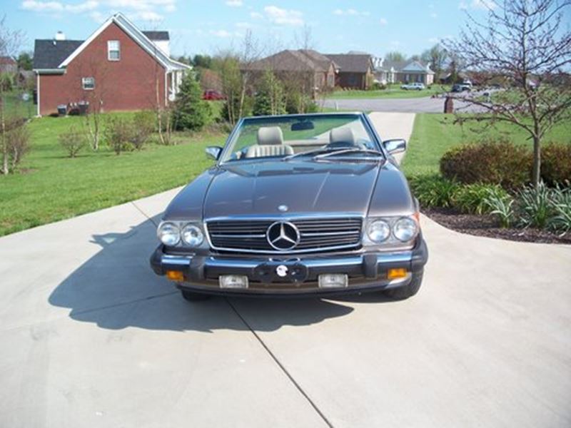 1987 Mercedes-Benz 560 for sale by owner in Rockwood