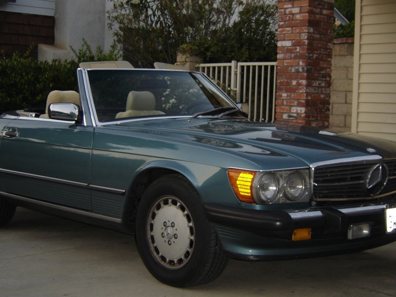 1988 Mercedes-Benz 560sl for sale by owner in MORENO VALLEY