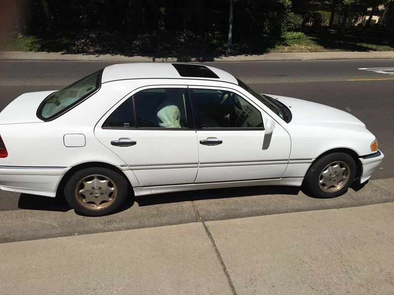 1998 Mercedes-Benz C-230 for sale by owner in Rancho Cordova