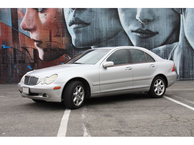 2003 Mercedes-Benz C-Class for sale by owner in LOS ANGELES
