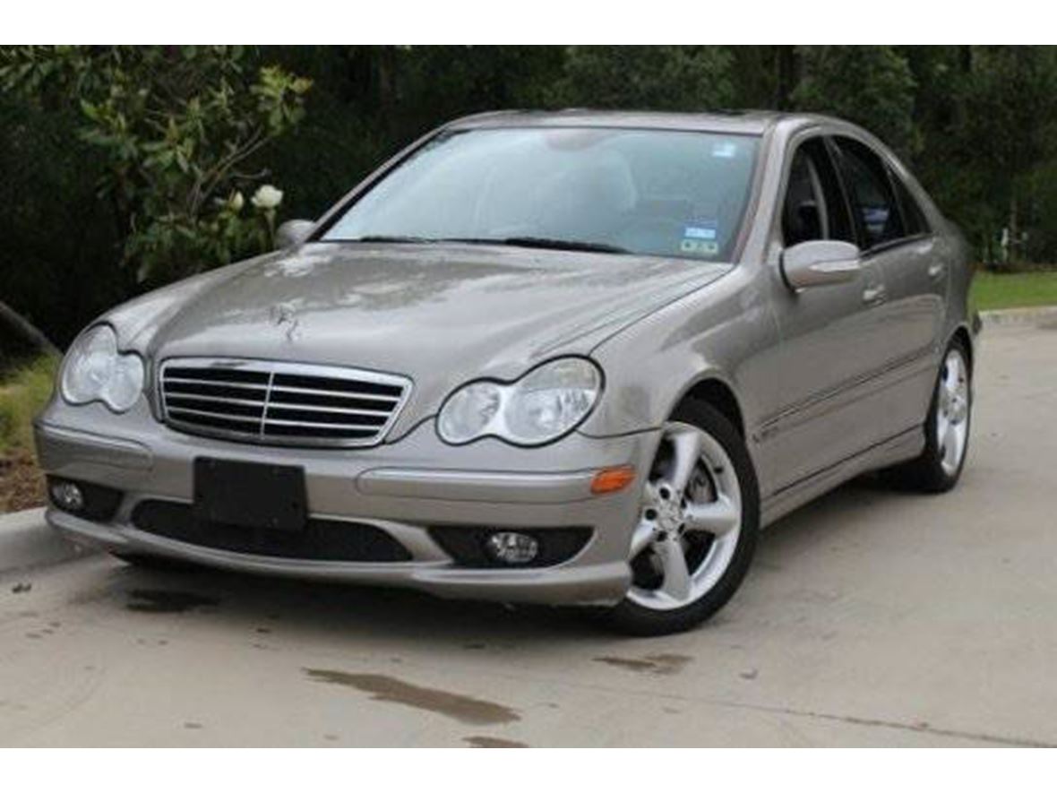 2006 Mercedes-Benz C-Class for sale by owner in Burnsville