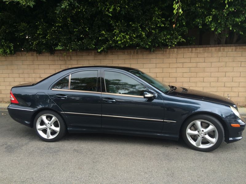 2005 Mercedes-Benz C230KSportKompressor for sale by owner in San Marcos