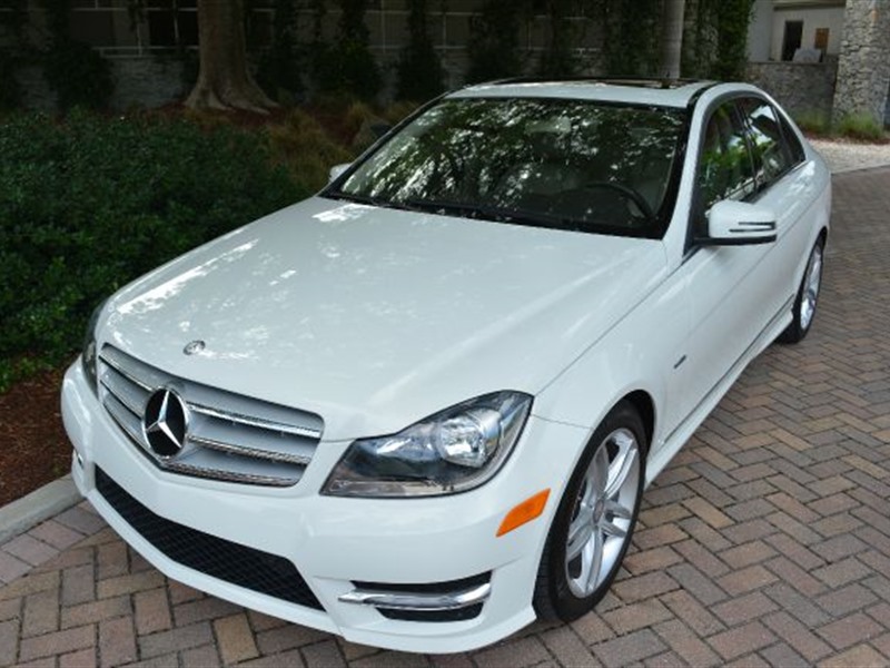2012 Mercedes-Benz C240 for sale by owner in MIAMI