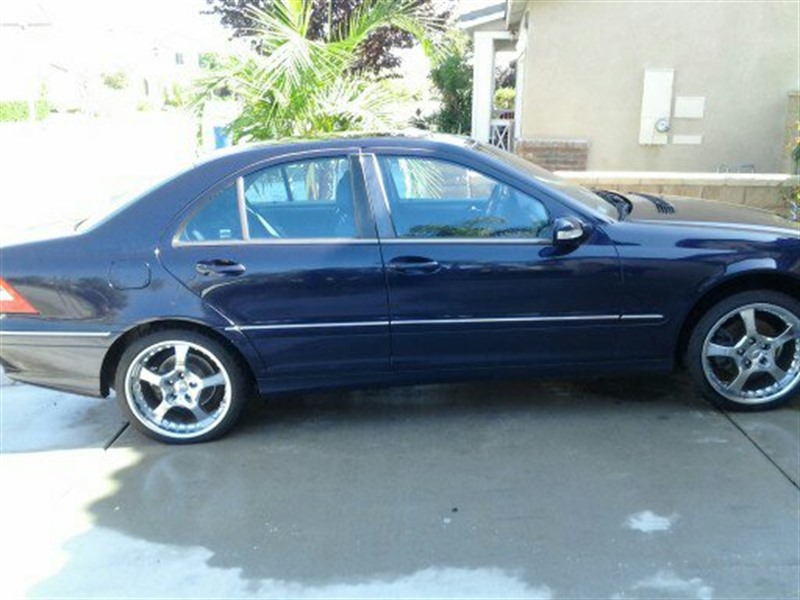 2001 Mercedes-Benz C320 for sale by owner in GARDENA