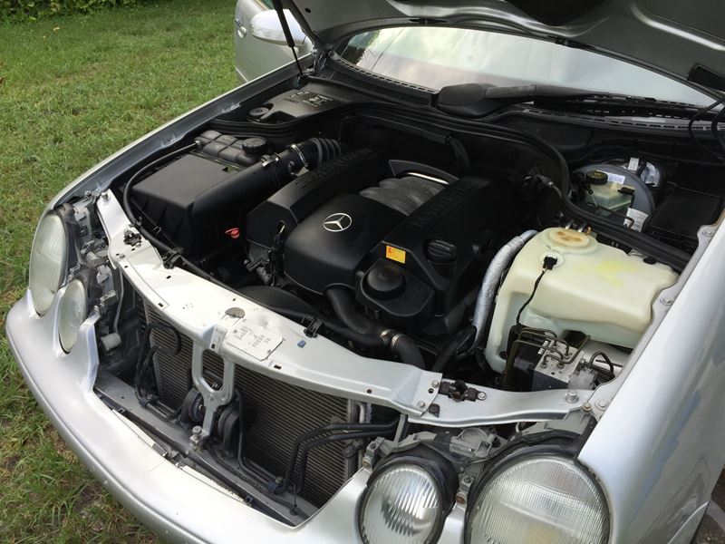 2000 Mercedes-Benz CLK 320 for sale by owner in Orlando
