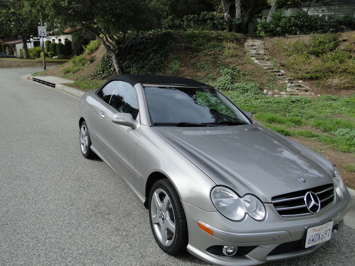 2006 Mercedes-Benz CLK-Class for sale by owner in Glendale