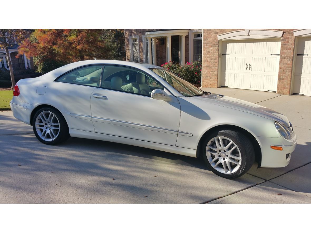 2008 Mercedes-Benz CLK-Class for sale by owner in Lithonia